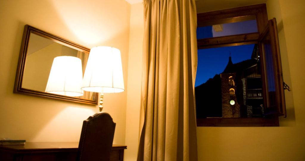 Hotel Santa Barbara De La Vall D'Ordino Værelse billede