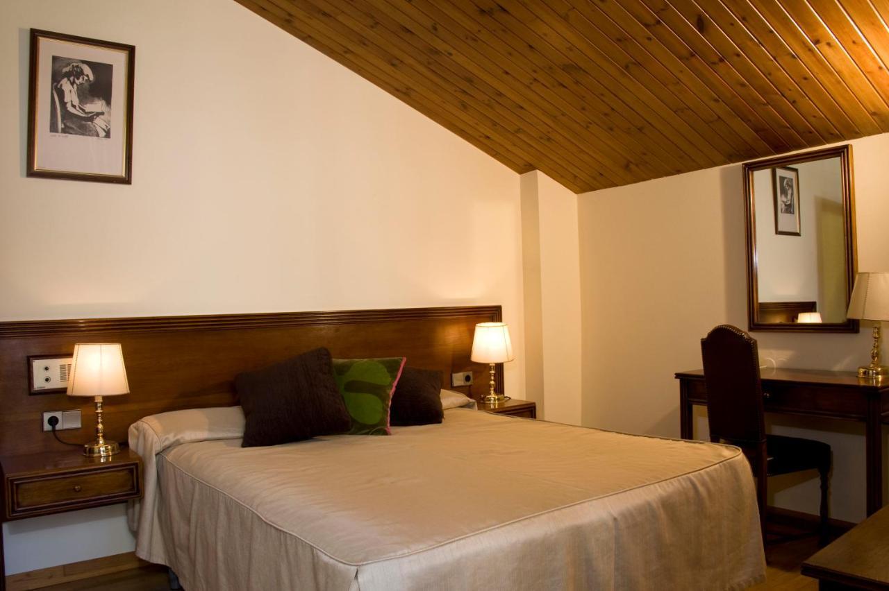 Hotel Santa Barbara De La Vall D'Ordino Eksteriør billede