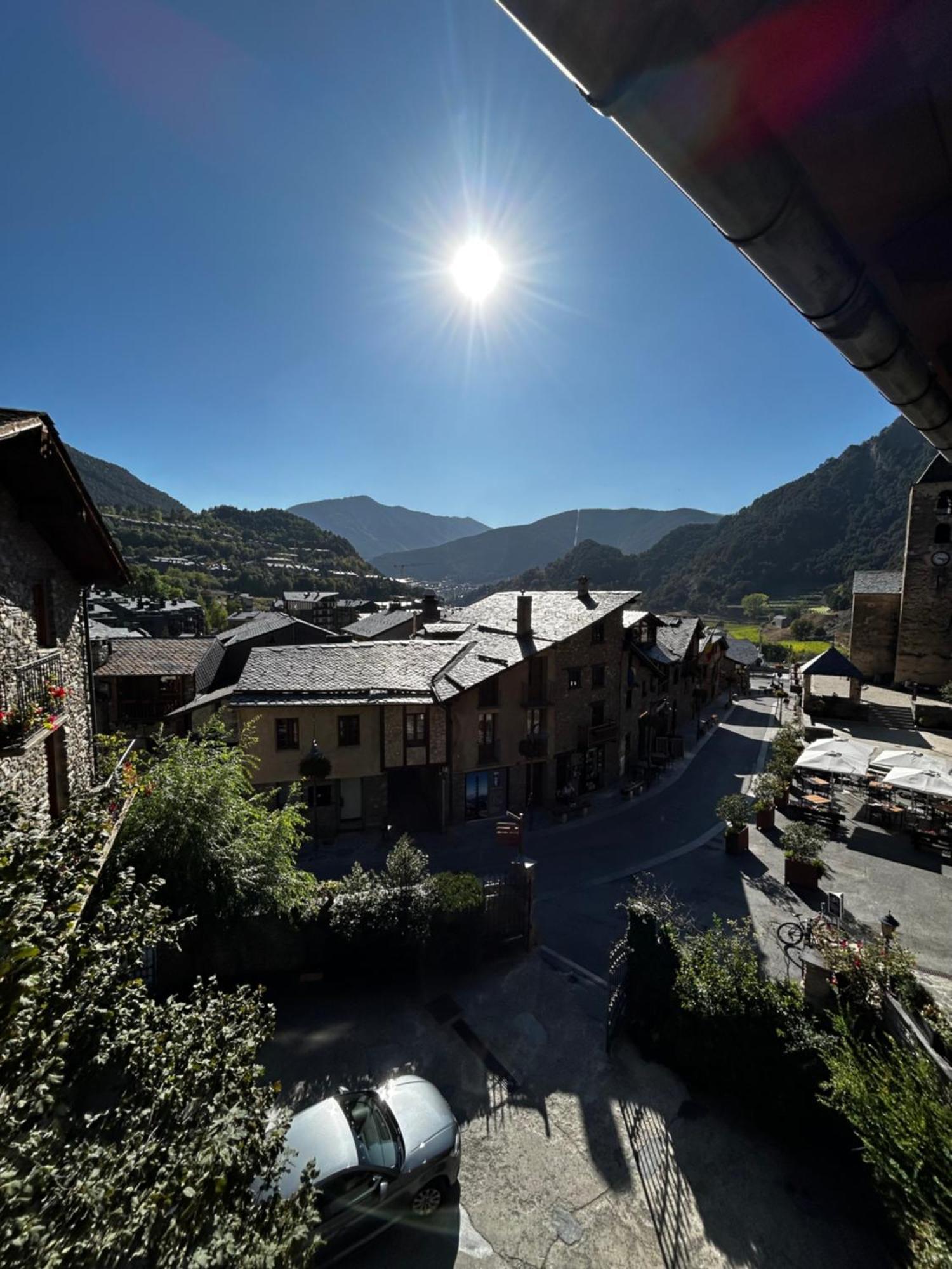 Hotel Santa Barbara De La Vall D'Ordino Eksteriør billede