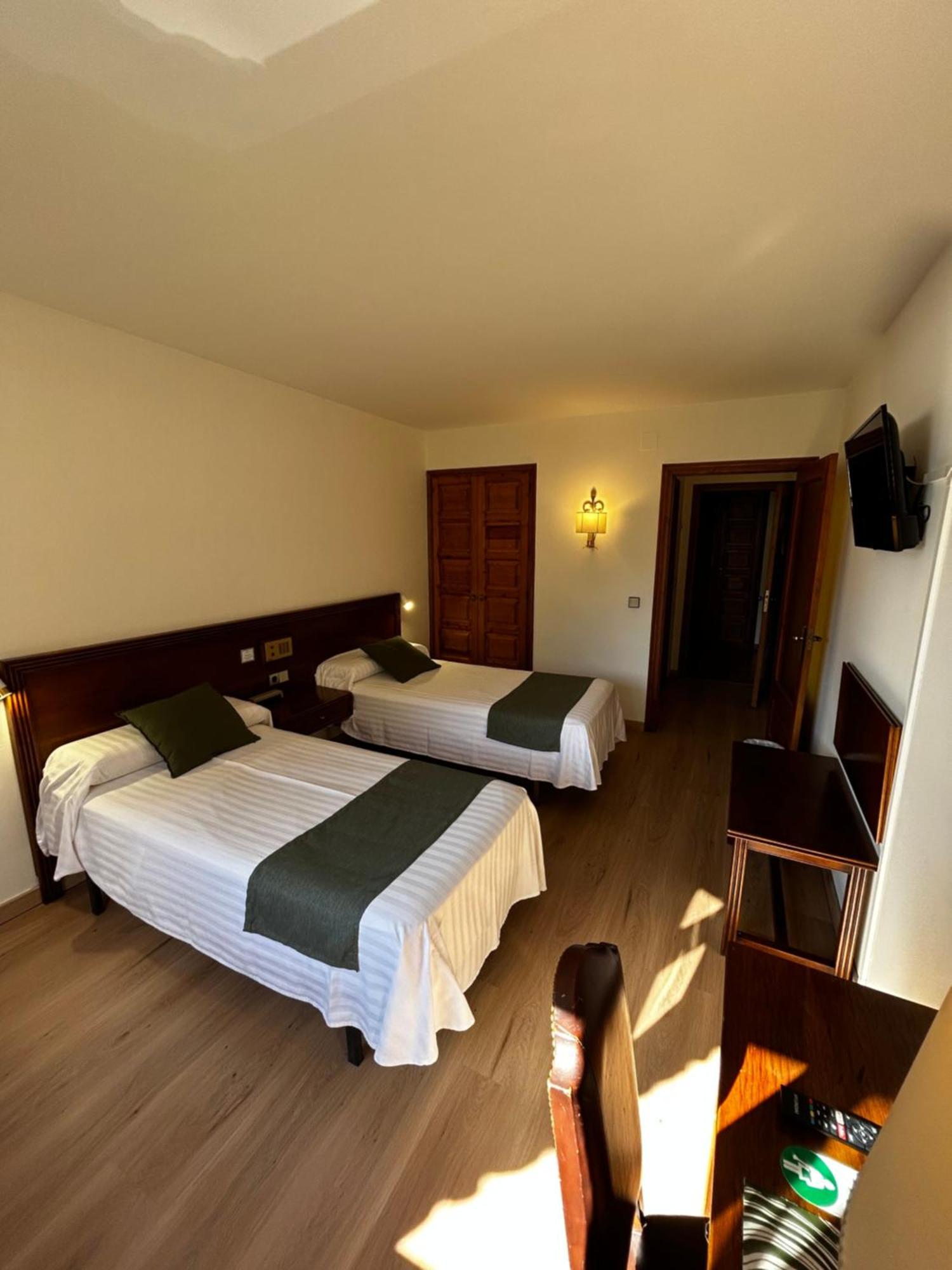 Hotel Santa Barbara De La Vall D'Ordino Eksteriør billede