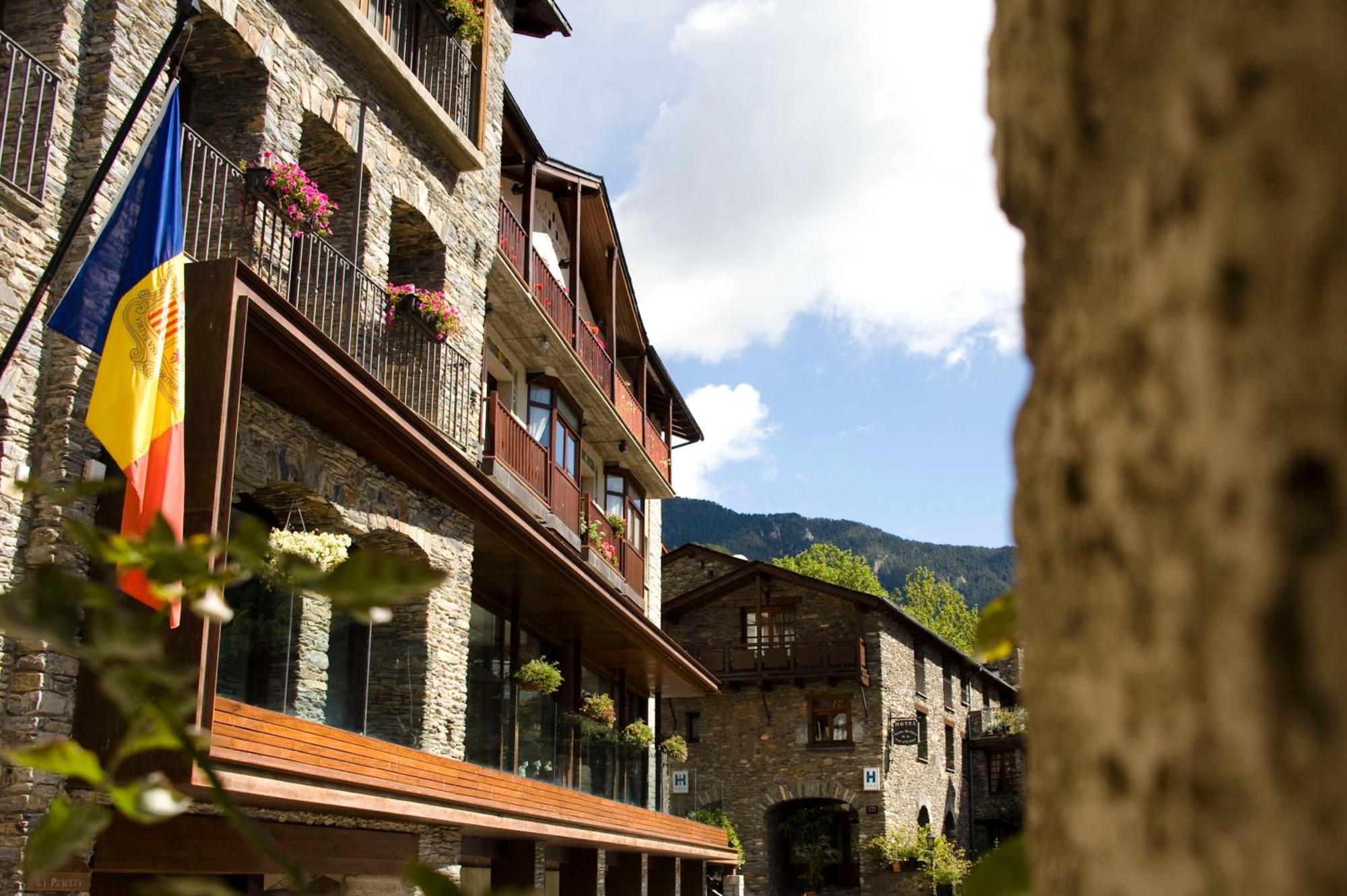 Hotel Santa Barbara De La Vall D'Ordino Eksteriør billede