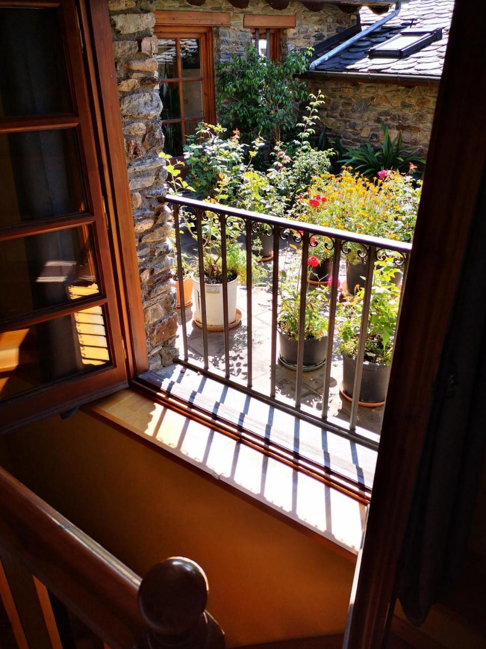 Hotel Santa Barbara De La Vall D'Ordino Eksteriør billede