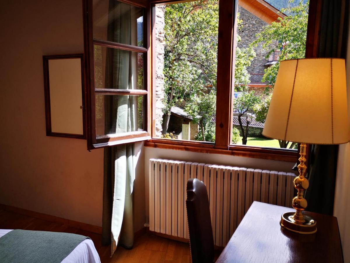 Hotel Santa Barbara De La Vall D'Ordino Eksteriør billede