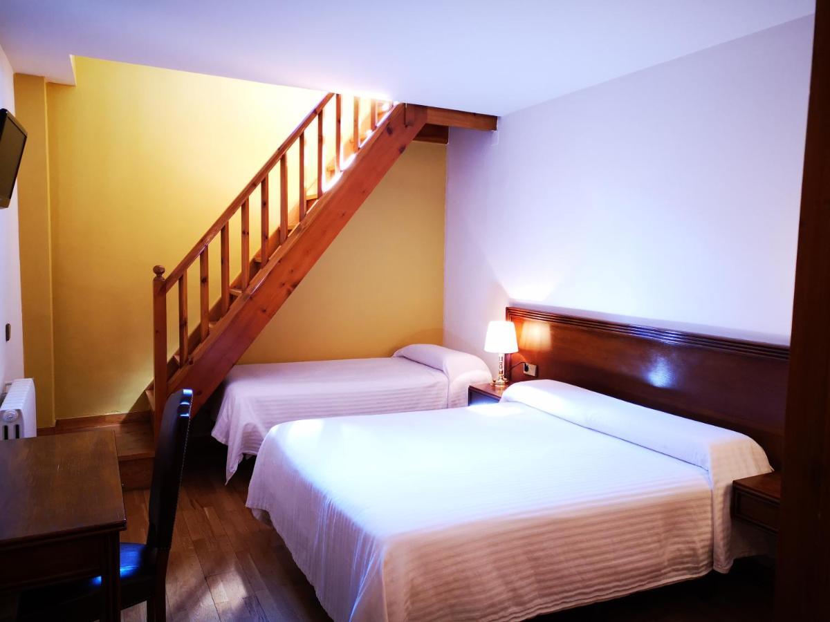 Hotel Santa Barbara De La Vall D'Ordino Eksteriør billede